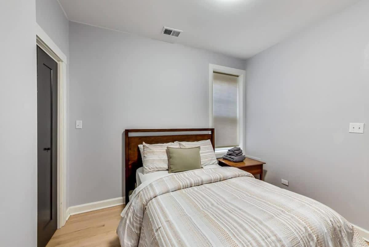 Modern 2Br With Patio & Cozy Space Чикаго Экстерьер фото